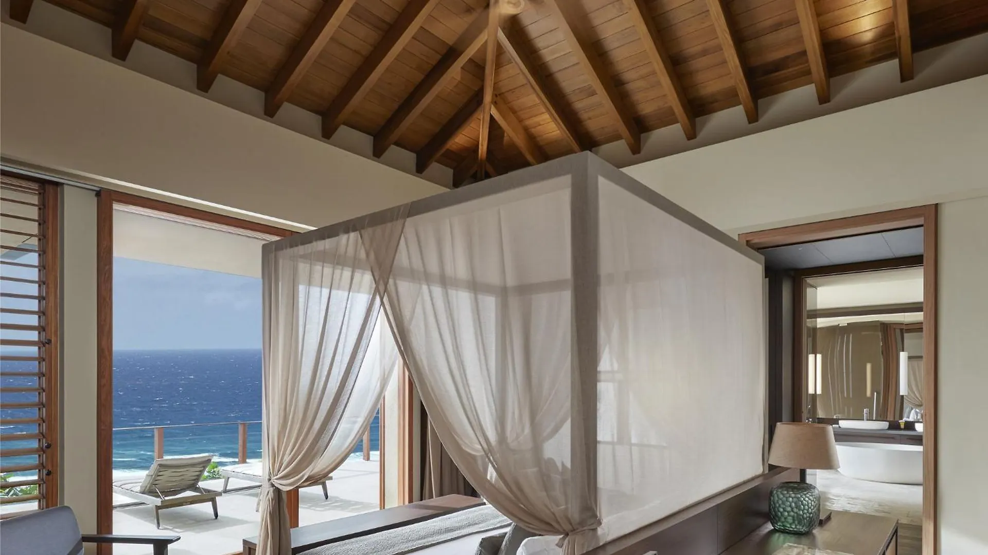 Mandarin Oriental, Canouan Charlestown 5*,