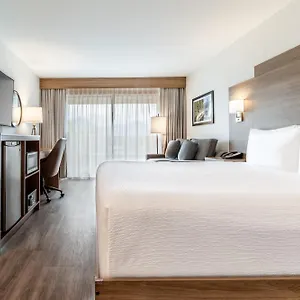 Atrium Hotel